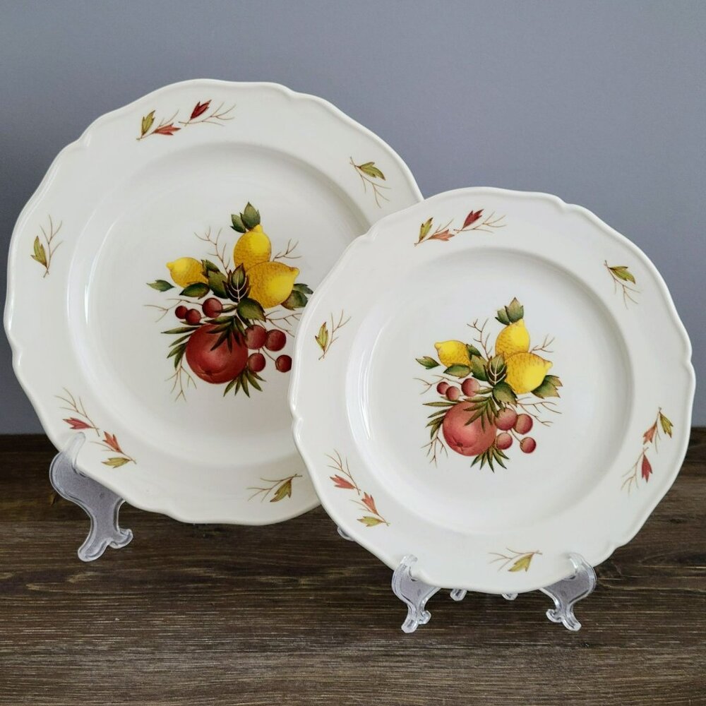 Wedgwood Drury Lane Dinner & Salad Plate Set Lemon Pomegranates Fruit, c.1960s
